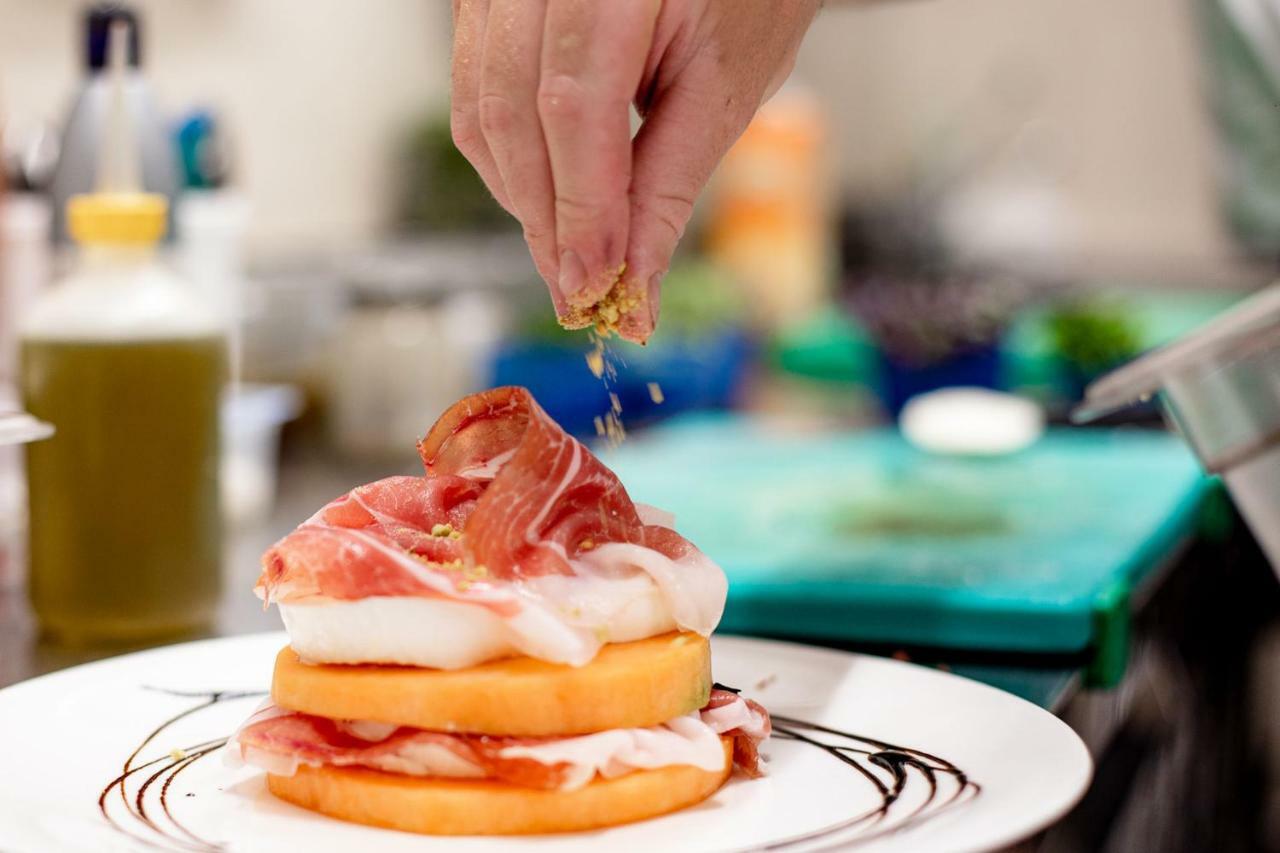 Eco Rooms&breakfast * Tirano